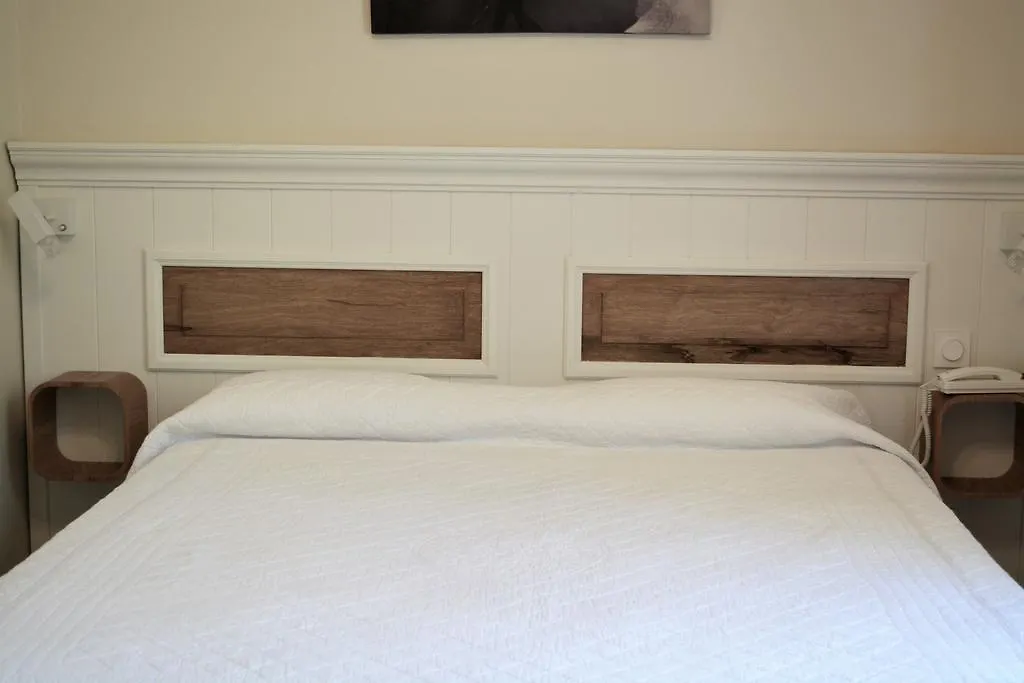 Hotel Le Colombier 무스티에생마리