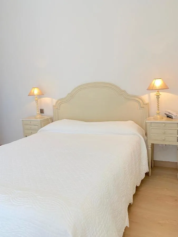 Le Colombier Hotel Moustiers-Sainte-Marie 3*,  France
